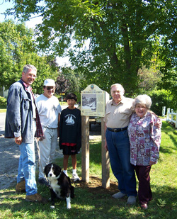 Group in Thomaston Maine